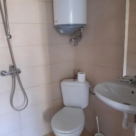City Studio Amigo Apartment